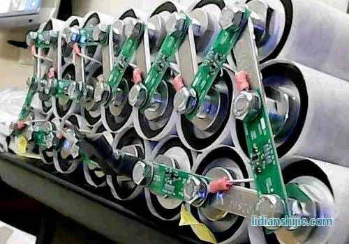 锂离子电�? title=