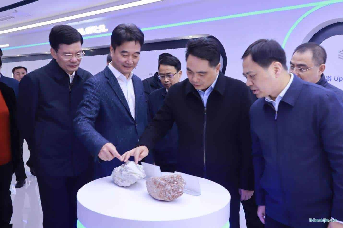 撫州市委書記魏曉奎率黨政代表團赴志存鋰業集團考察調研