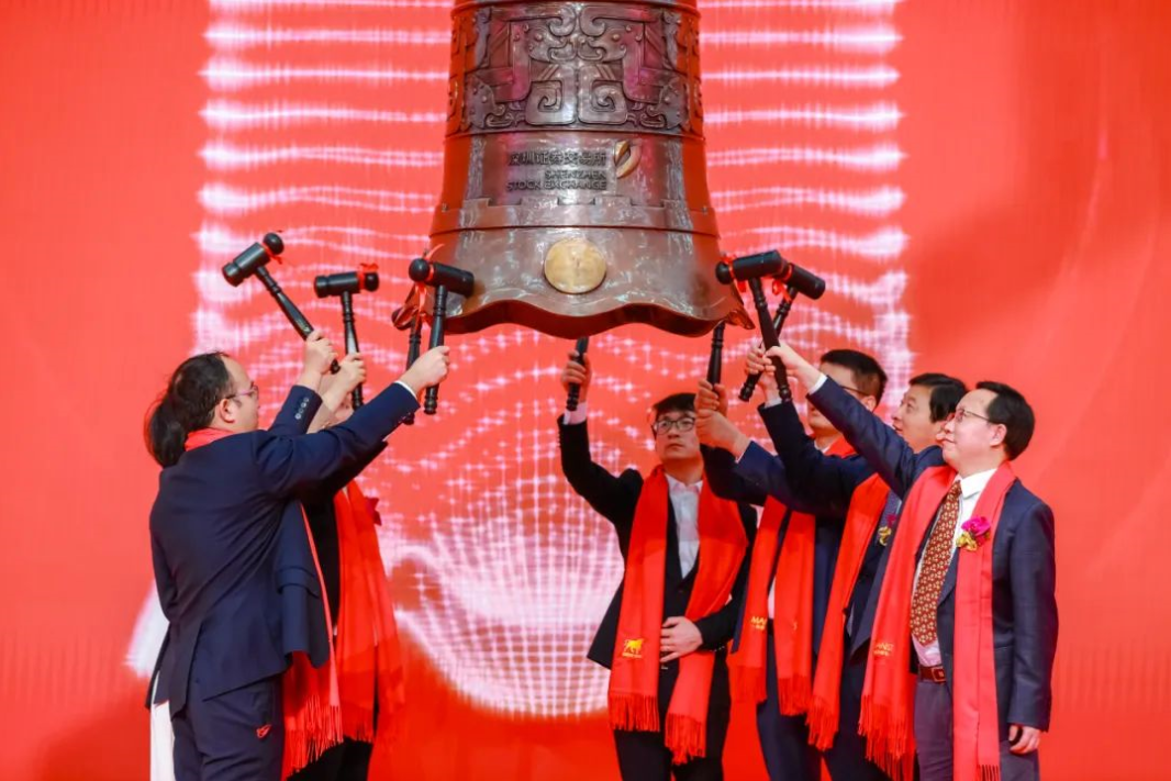 曼恩斯特開盤儀式 曼恩斯特開盤儀式